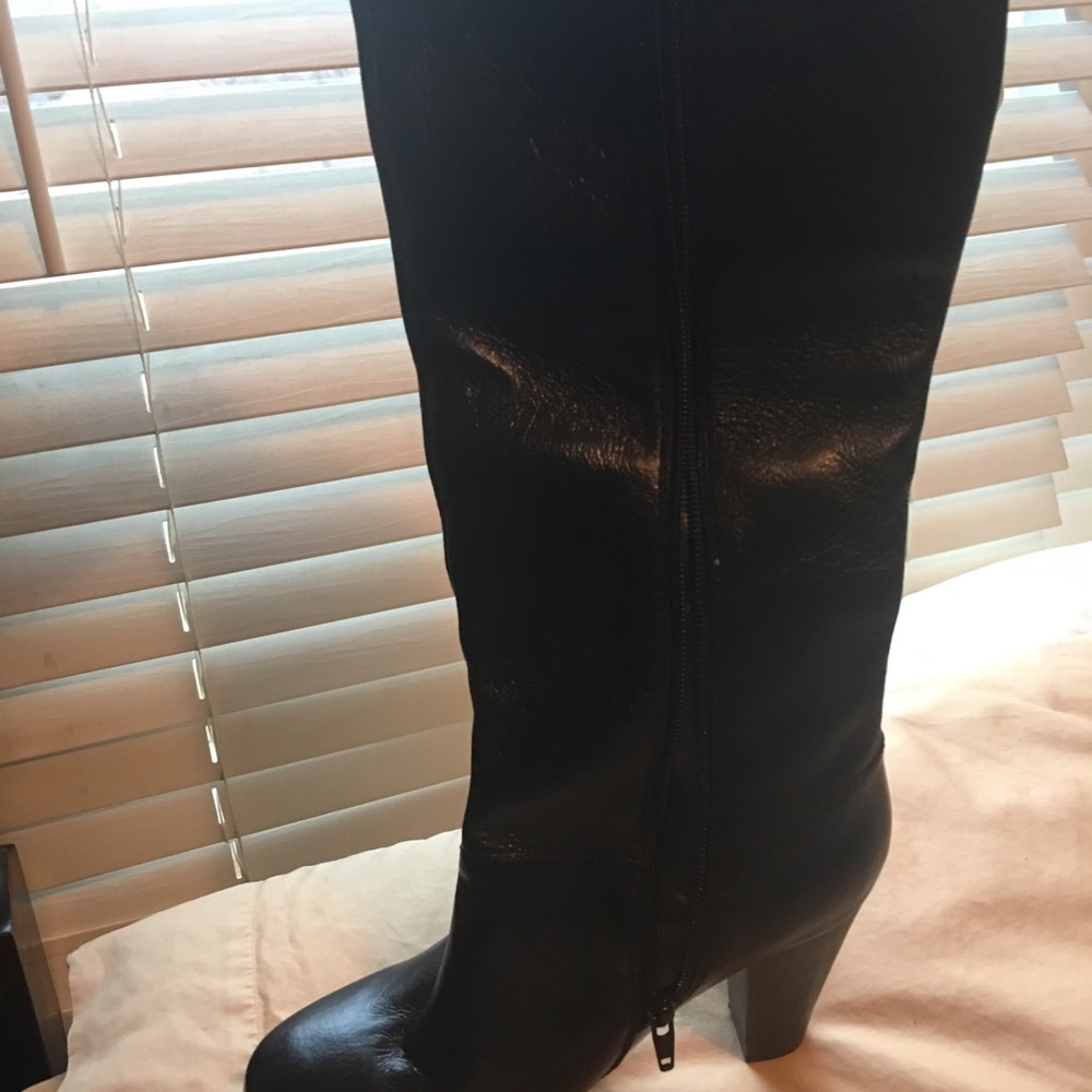 Steve Madden boots